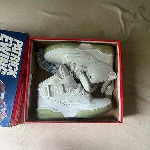 Ewing 33 mid white/clear Patrick Ewing